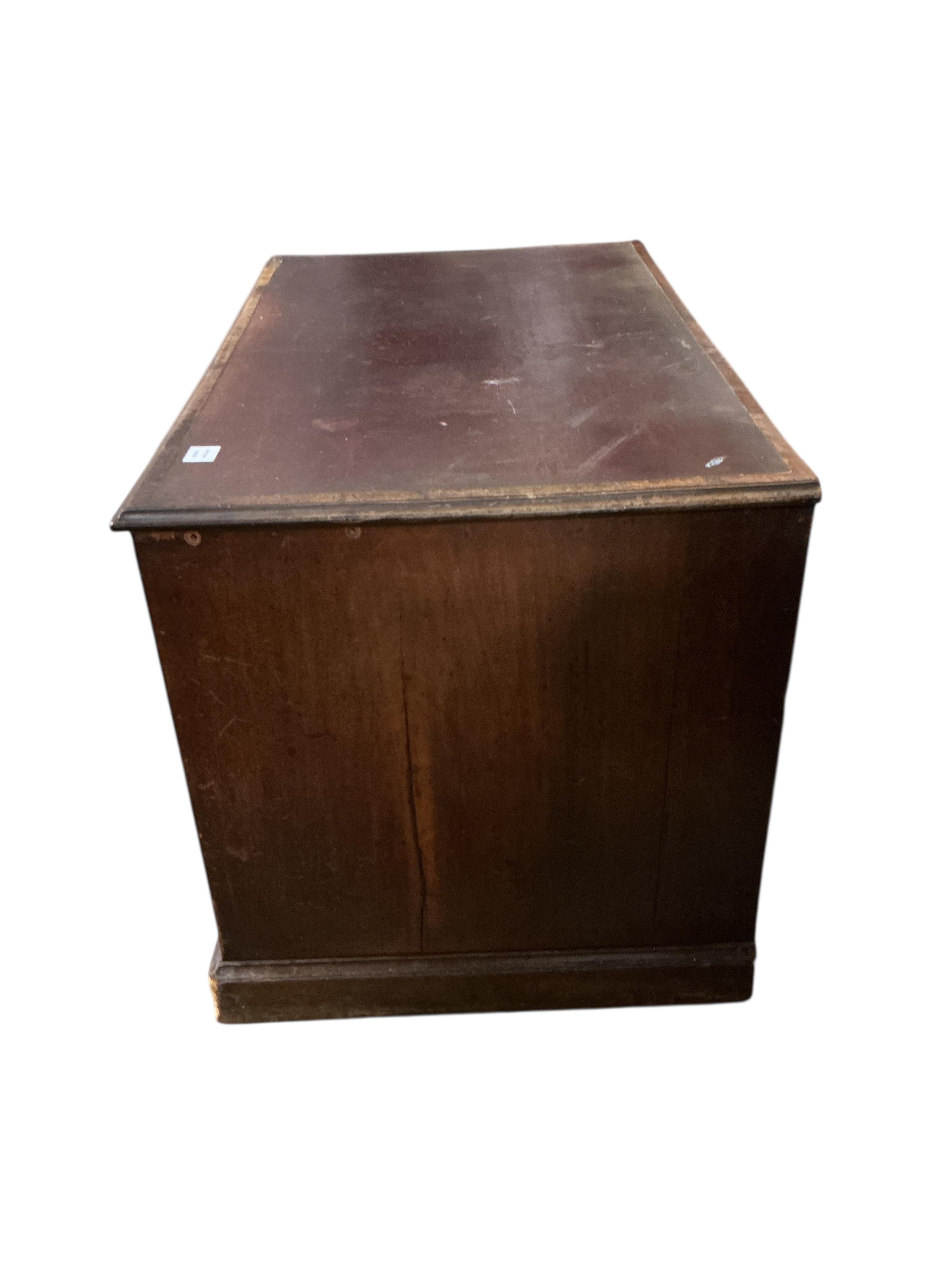 A George III mahogany kneehole desk, width 110cm, depth 68cm, height 74cm
